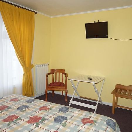 Hostal Ovejero Пунта-Аренас Екстер'єр фото