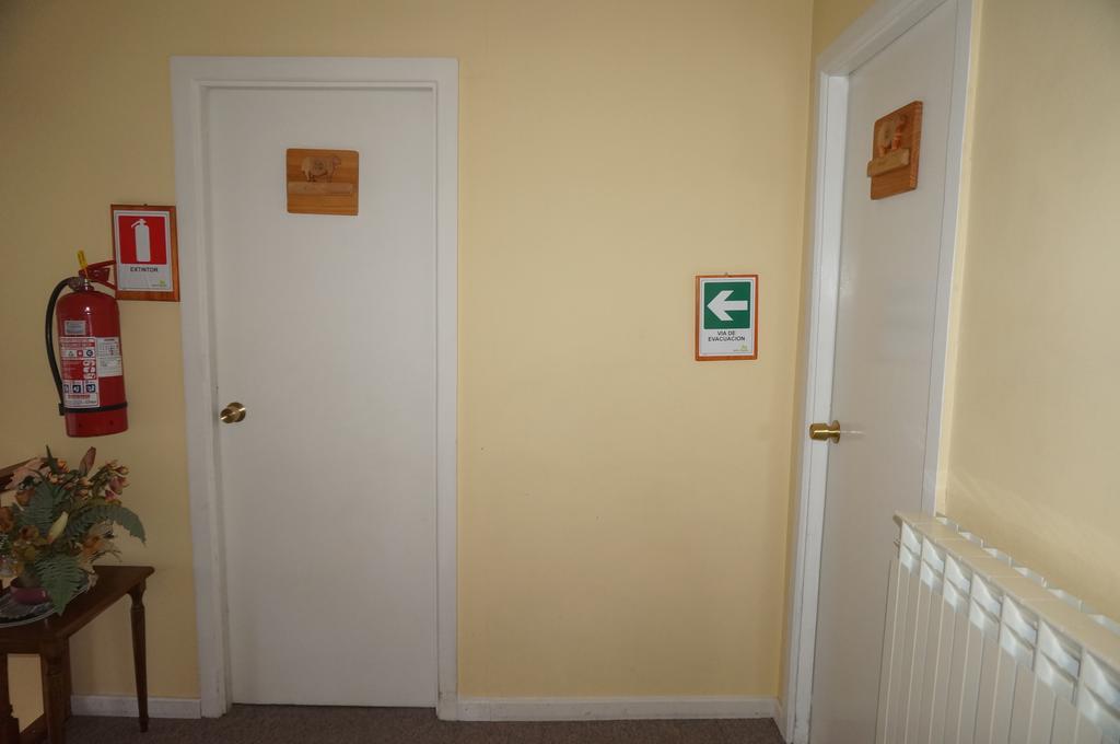 Hostal Ovejero Пунта-Аренас Екстер'єр фото